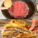 Hammermässig lecker und einfach zubereitet! Fladen gefüllt mit Hackfleisch richtig zum Sattessen !