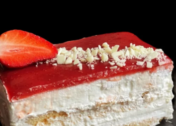 Spaghetti-Eis-Kuchen