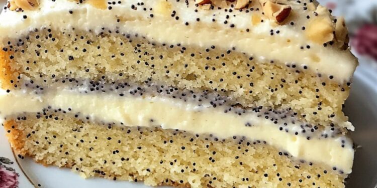 🍰 Mohnkuchen mit Paradiescreme – Einfach und Lecker! 🍰