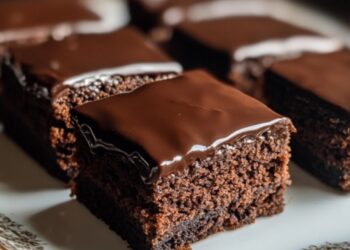 🍫 Himmlische Sacherschnitten – Der Schokoladentraum für Zuhause! 🎂✨