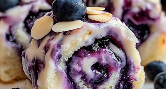 ✨ 🫐 Blaubeer-Käsekuchen-Rollen 🫐 🍰