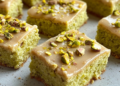 💚 Saftiger Pistazienkuchen – Glutenfrei & Aromatisch! 🍋✨