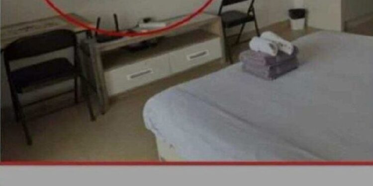 Hotelgeheimnisse: Warum Sie den Fernseher sofort vom Stromnetz trennen sollten