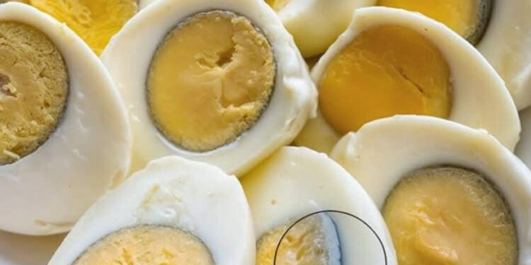 Was bedeutet der grüne Kreis um die Eier