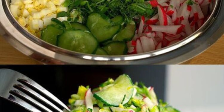 Bauchfett abbauender Gurkensalat mit Eiern und Radieschen