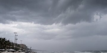 Tornado trifft italienische Strände